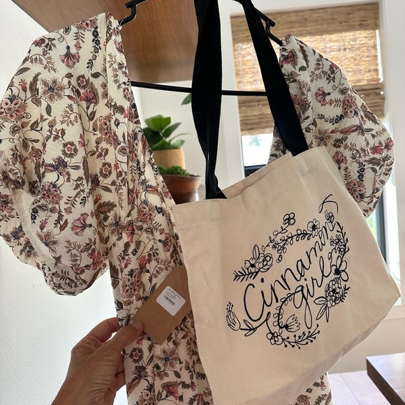 Brand New Tea Mints Midi Dress with Pockets from Cinnamon Girl - Picture 7 of 8